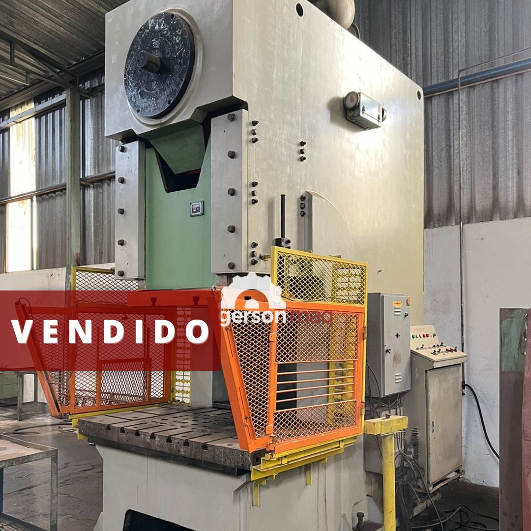 PRENSA EXCENTRICA  TIPO C JIN 315 TON MESA 1700 x 940 mm ano 2009