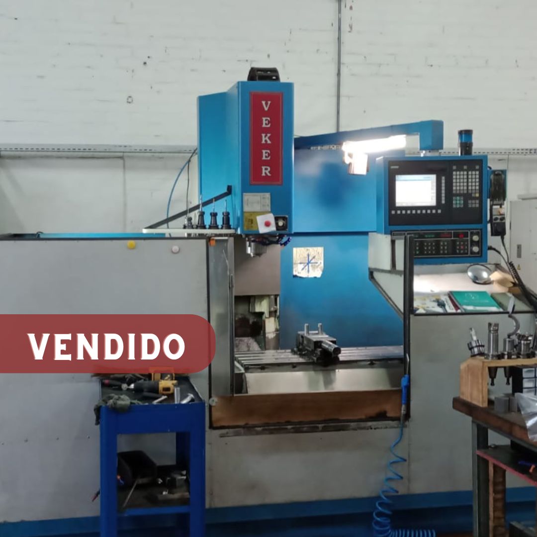 FRESADORA CNC VEKER MVK760 ano 2010