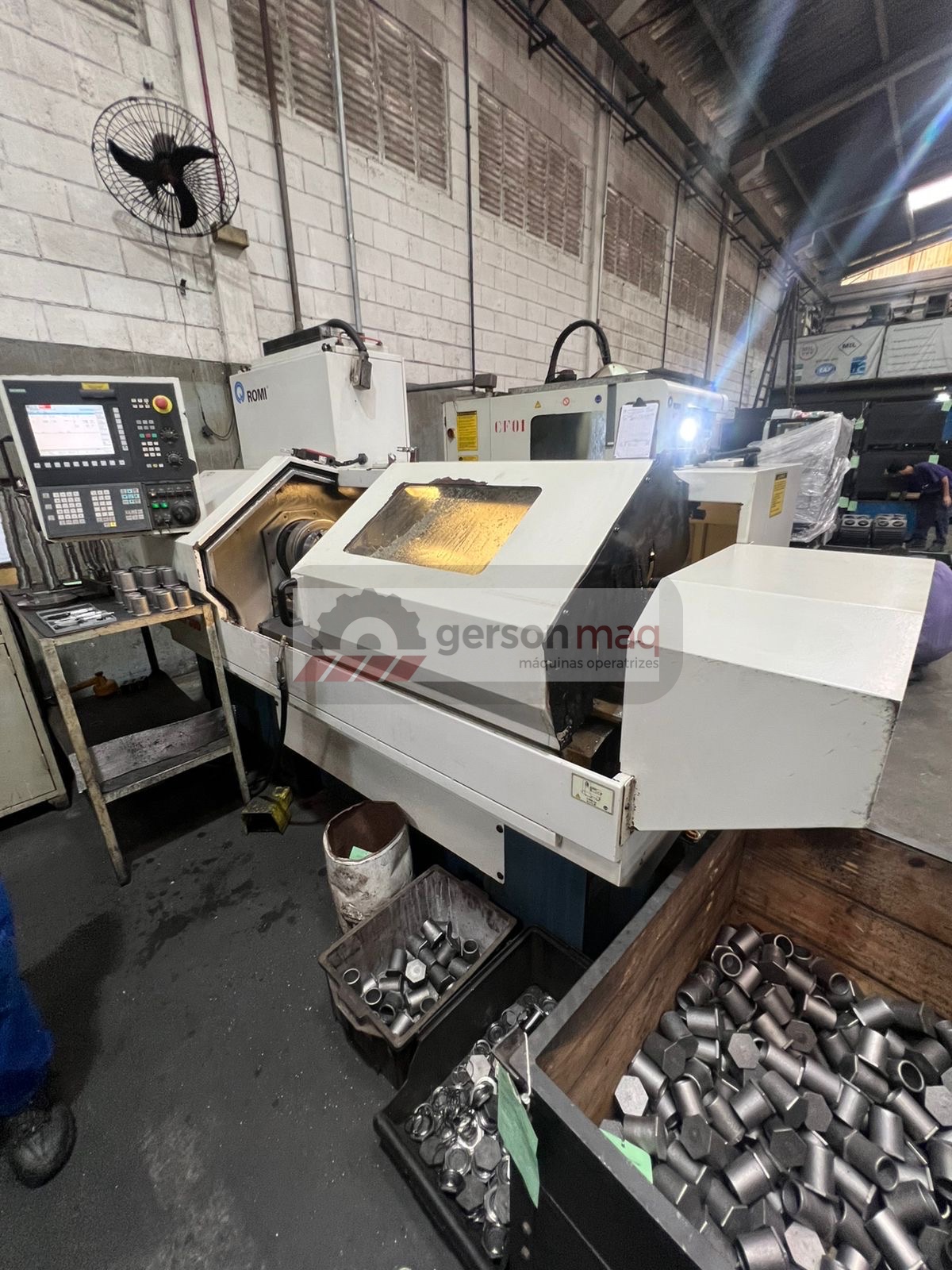 TORNO CNC ROMI CENTUR 30 D - ANO 2011 - SIEMENS