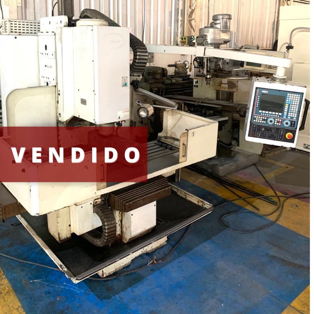 FRESADORA CNC TRAVIS M6
