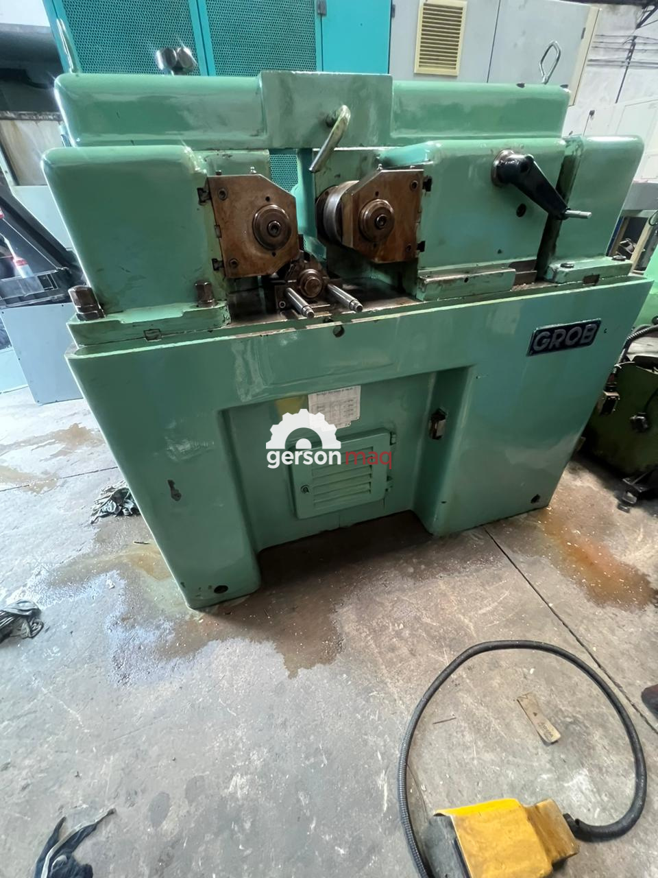 LAMINADORA DE ROSCAS DE 30 TON MARCA GROB MODELO RM54