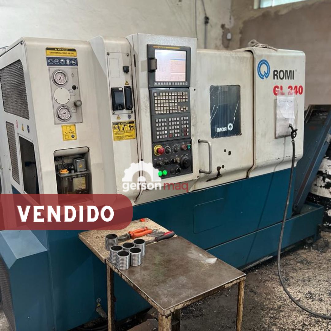 TORNO CNC ROMI GL240 ANO 2011