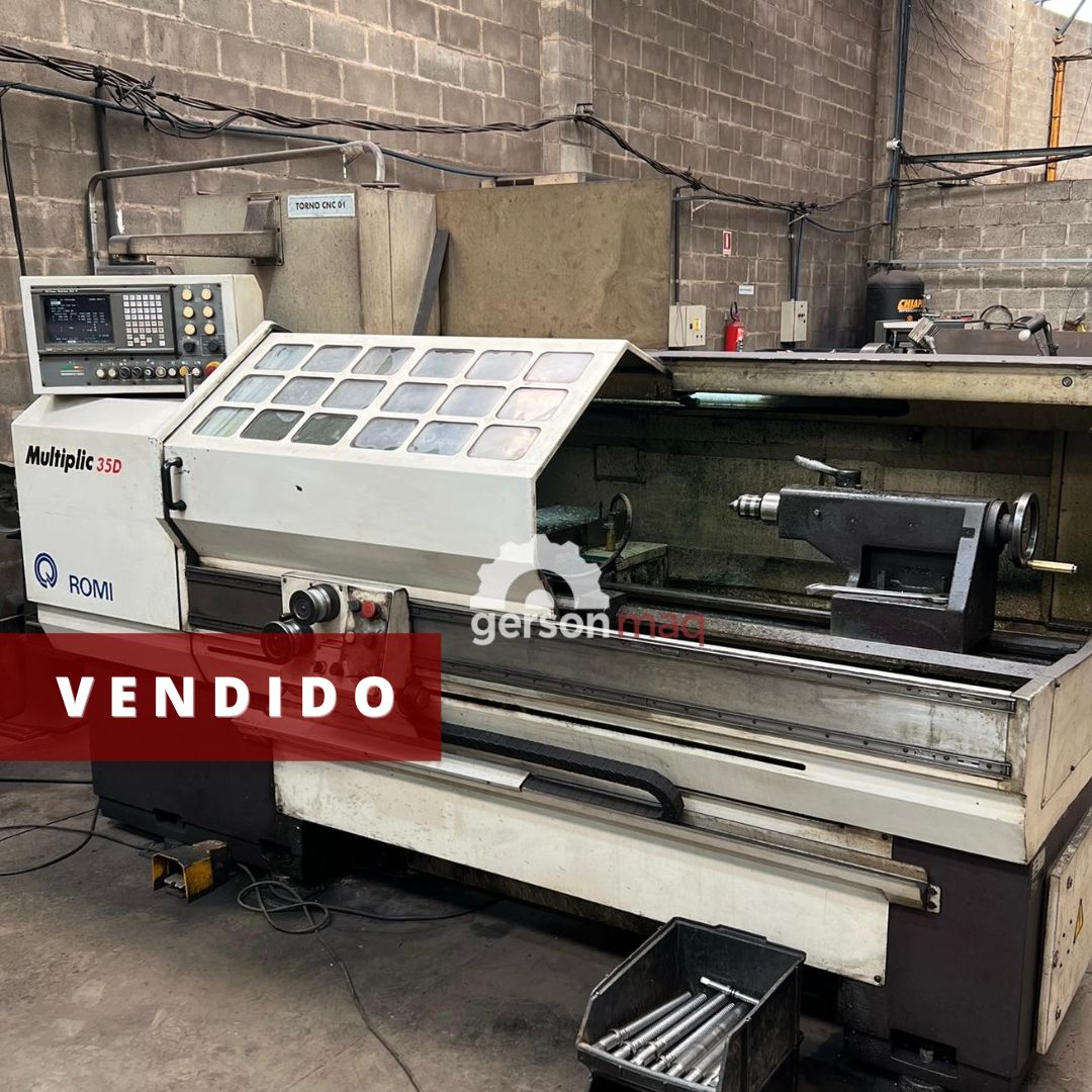 TORNO CNC ROMI MULTIPLIC 35D ANO 2001