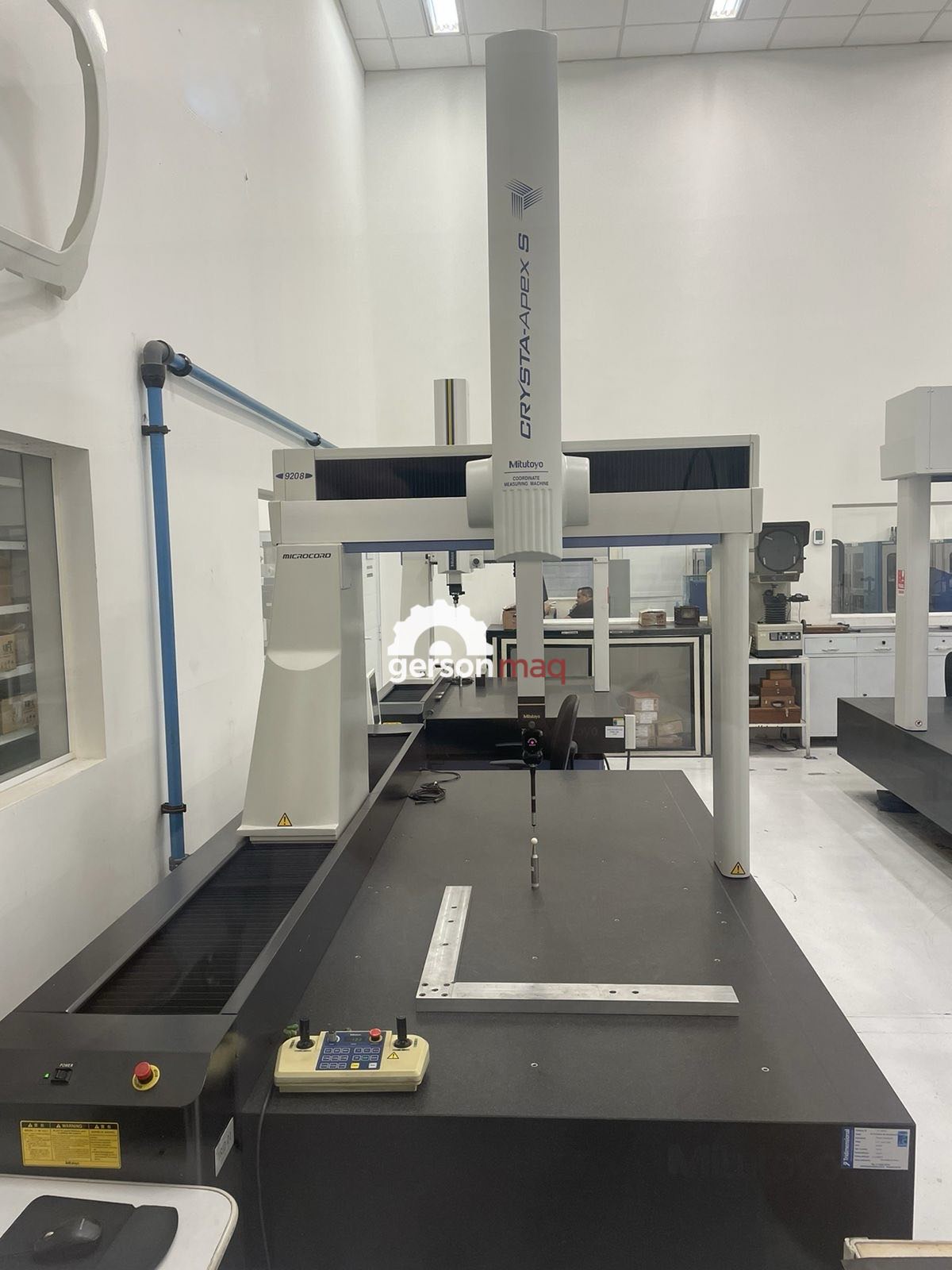 TRIDIMENSIONAL CNC - MITUTOYO - CRYSTA - APEX S9208 - 900X 2000 X800 - MUITO NOVA POUCO USO - ANO 2012