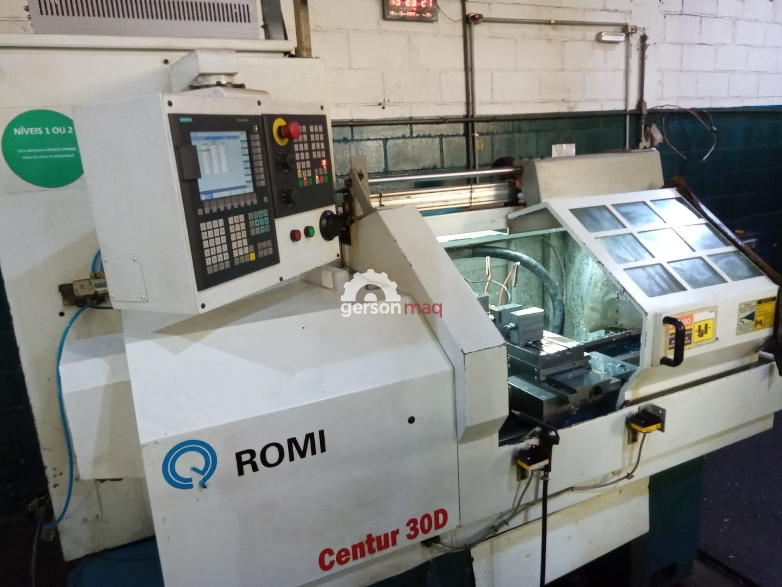 Torno CNC marca Romi modelo Centur 30D (Ø x Comp) 430 x 500 mm